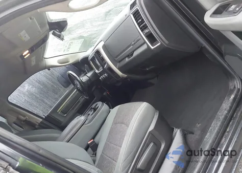 2016 Ram 1500 Big Horn z USA, uszkodzony, nr VIN 1C6RR7GT0GS279851